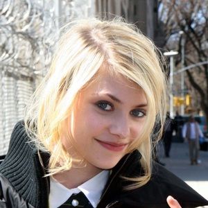 Meet your Posher, Camille